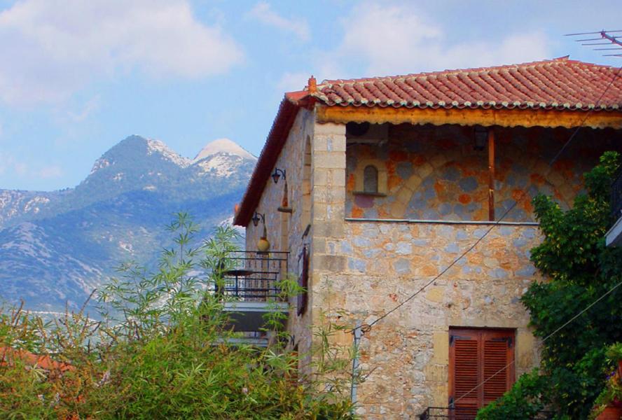 Ferienwohnung Kastro Aggeliki Kardhamili Exterior foto
