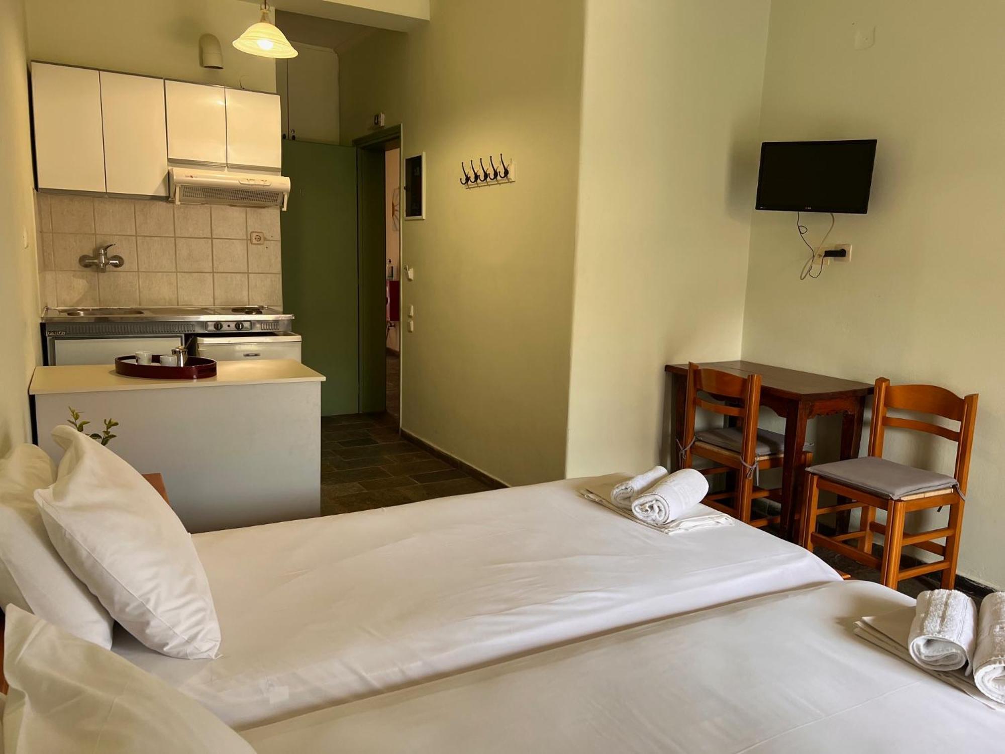 Ferienwohnung Kastro Aggeliki Kardhamili Exterior foto